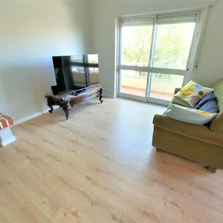 Caparica Traditional V4 Duplex With Pool Charneca Da Caparica Lisboa *