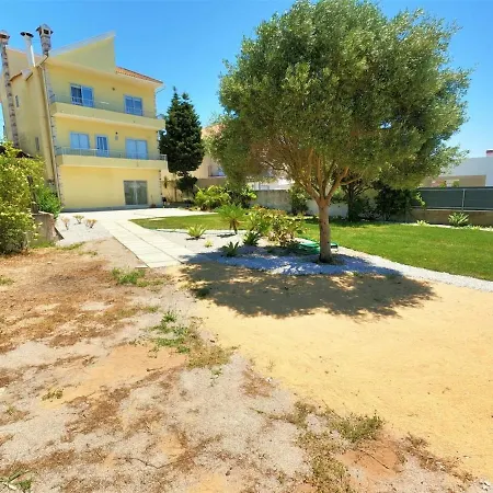 Caparica Traditional V4 Duplex With Pool Charneca Da Caparica Lisboa Apartment