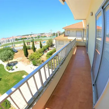 Caparica Traditional V4 Duplex With Pool Charneca Da Caparica Lisboa * Barriga
